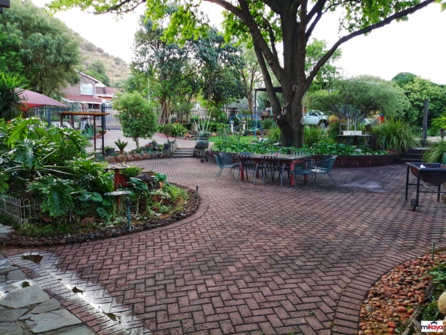 4 Bedroom Property for Sale in Waverley Free State